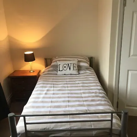 Bed and Breakfast Priory *